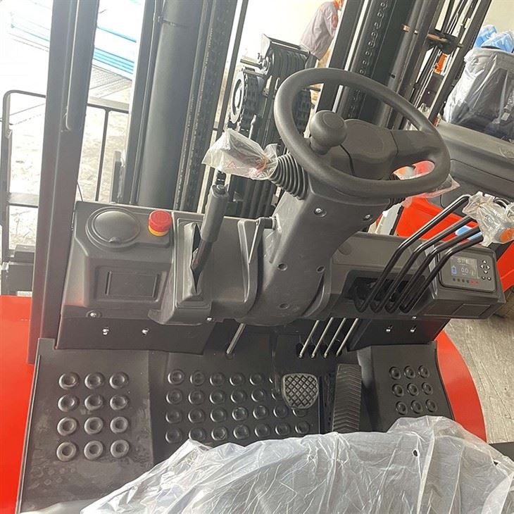 Electric Forklift Supplier